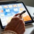 Инструменты для поиска профессиональных иллюстраций и векторной графики