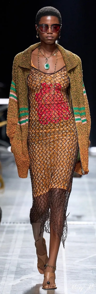 Etro: искусство узоров и роскошь бохо-шика