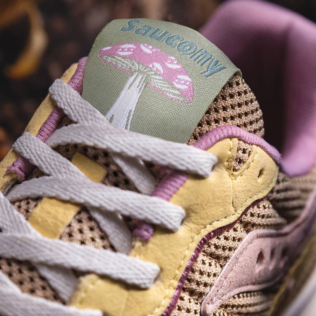 Кроссовки из грибов от Saucony Originals